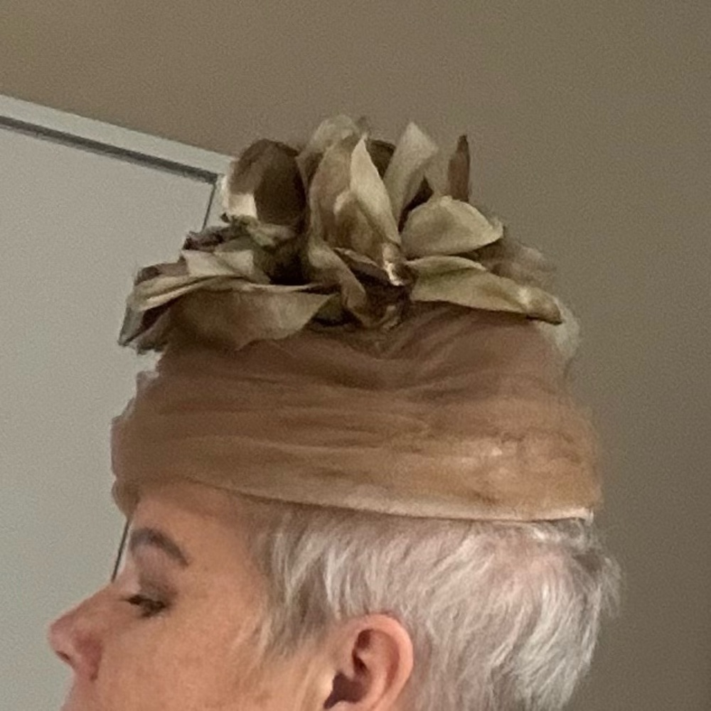 Chic Brown Floral Swirl Hat for Special Occasions - Picture 8 of 10